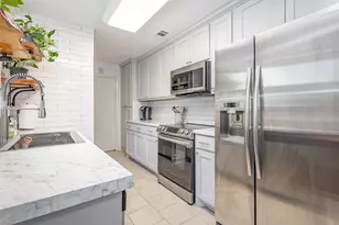 15515 Leavalley Cir, Dallas, TX 75248 - Photo 7