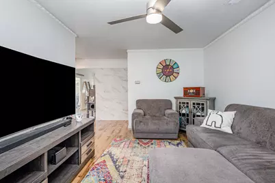 15515 Leavalley Circle, Dallas, TX 75248 - Photo 17