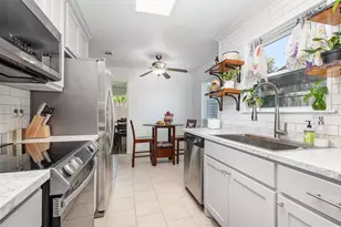 15515 Leavalley Cir, Dallas, TX 75248 - Photo 15