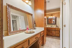 9914 Ramblewood Dr, Woodway, TX 76712 - Photo 23