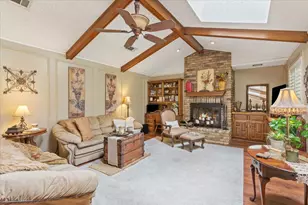 9914 Ramblewood Dr, Woodway, TX 76712 - Photo 9