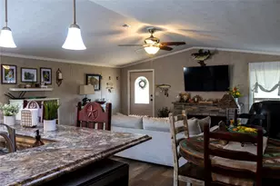 130 Firefly Dr, Springtown, TX 76082 - Photo 11