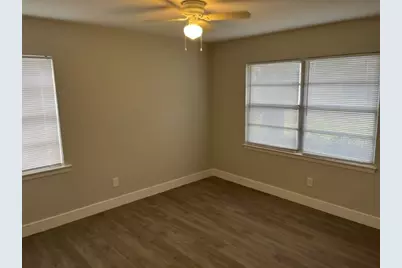 1909 Dorothy Drive, Grand Prairie, TX 75051 - Photo 9