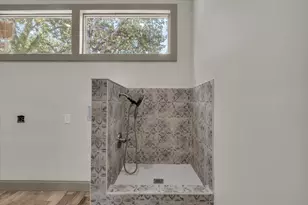 718 Tyler St, Waco, TX 76704 - Photo 13