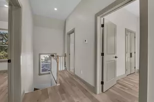 718 Tyler St, Waco, TX 76704 - Photo 17