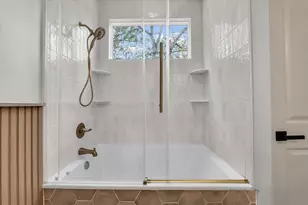 718 Tyler St, Waco, TX 76704 - Photo 15