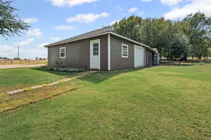 3750 Preakness Ct, Cleburne, TX 76033 - Photo 29