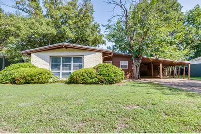 1826 Salem Street, Irving, TX 75061 - Photo 1