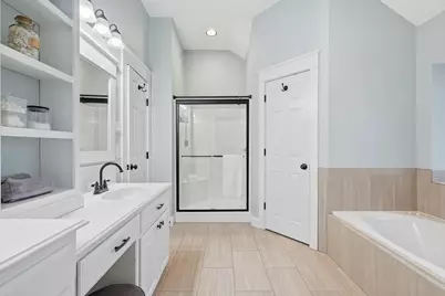 8133 Pecan Ridge Drive, North Richland Hills, TX 76182 - Photo 25