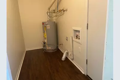 621 Hillside Drive, Sherman, TX 75090 - Photo 9