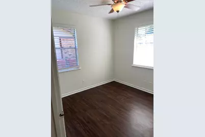 621 Hillside Drive, Sherman, TX 75090 - Photo 7