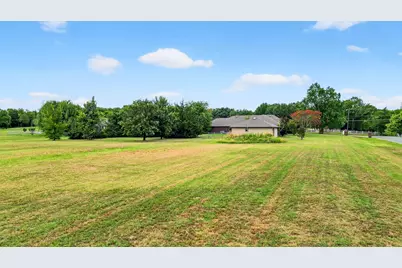 443 Lakewood Road, Denison, TX 75020 - Photo 9