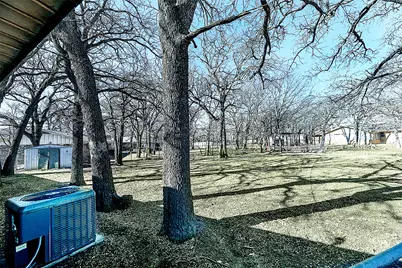 220 Tanglewood Street, Bowie, TX 76230 - Photo 33