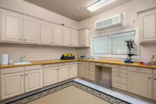 1206 E Baja Ct, Granbury, TX 76048 - Photo 27