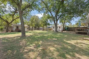 805 Marengo St, Cleburne, TX 76033 - Photo 27