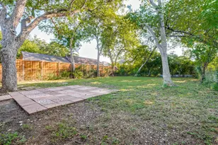 4129 Easter Ave, Dallas, TX 75216 - Photo 23