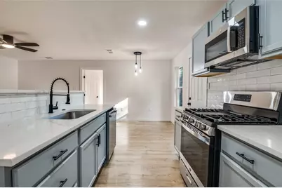 4129 Easter Avenue, Dallas, TX 75216 - Photo 13