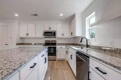 202 Campbell Street, Terrell, TX 75160 - Photo 3