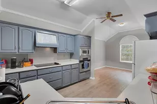 2618 S 2nd St, Waco, TX 76706 - Photo 13