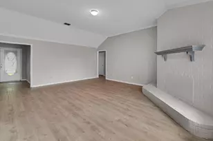 2618 S 2nd St, Waco, TX 76706 - Photo 7