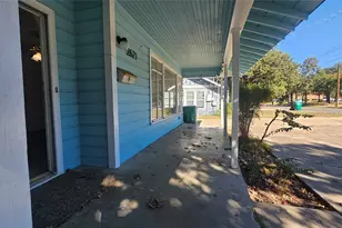 2621 N Locust St, Denton, TX 76209 - Photo 5