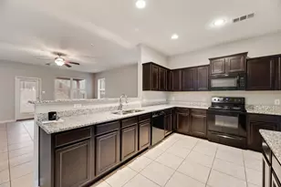 4829 Beaver Creek Ave, Denton, TX 76207 - Photo 5