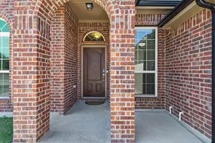 4706 Lakeway Dr, Garland, TX 75043 - Photo 5