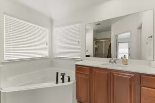 4706 Lakeway Dr, Garland, TX 75043 - Photo 25