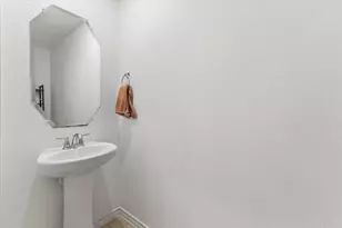 4706 Lakeway Dr, Garland, TX 75043 - Photo 13