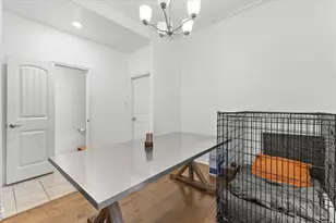 4706 Lakeway Dr, Garland, TX 75043 - Photo 7