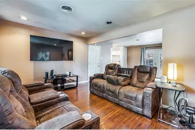 2605 Carten Street, Fort Worth, TX 76112 - Photo 3