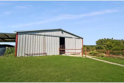10902 Clear Creek Road W, Sanger, TX 76266 - Photo 13