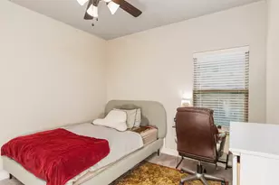 627 Redwood Dr, Greenville, TX 75402 - Photo 9