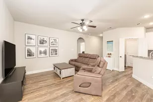 627 Redwood Dr, Greenville, TX 75402 - Photo 17