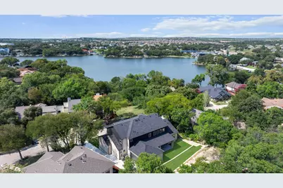 9008 Crosswind Drive, Fort Worth, TX 76179 - Photo 31