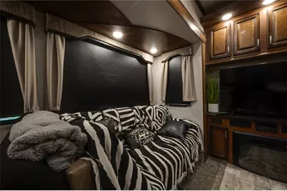 994 Cr 2770, Honey Grove, TX 75446 - Photo 33