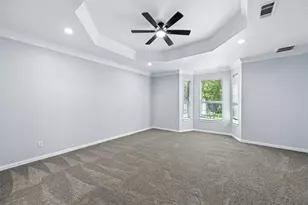 626 SE 4th St, Grand Prairie, TX 75051 - Photo 11