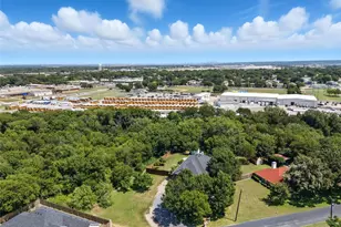 626 SE 4th St, Grand Prairie, TX 75051 - Photo 31