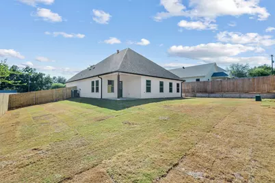 130 Lakewood Drive, Weatherford, TX 76087 - Photo 33