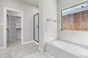 130 Lakewood Dr, Weatherford, TX 76087 - Photo 23