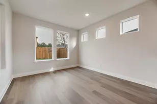 529 Marcus Ln, Crowley, TX 76036 - Photo 17