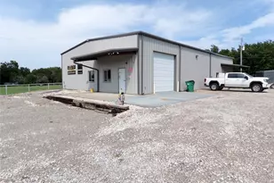 403 N Donation St, Tioga, TX 76271 - Photo 3