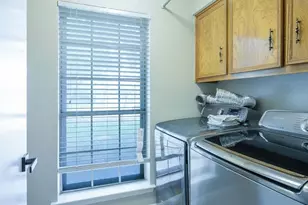 900 E Berkeley Dr, Richardson, TX 75081 - Photo 15