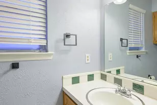 900 E Berkeley Dr, Richardson, TX 75081 - Photo 9