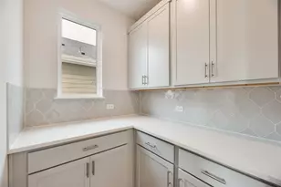 524 Marcus Ln, Crowley, TX 76036 - Photo 29