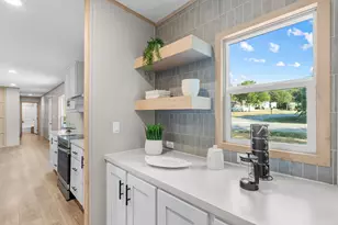 1121 Pawnee Trail, Granbury, TX 76048 - Photo 5