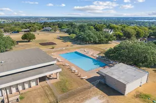 1121 Pawnee Trail, Granbury, TX 76048 - Photo 31