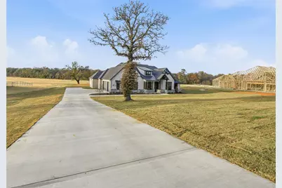 189 Rio Rancho Drive, Decatur, TX 76234 - Photo 3