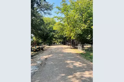 6608 Sunset Cove Court, Granbury, TX 76049 - Photo 13