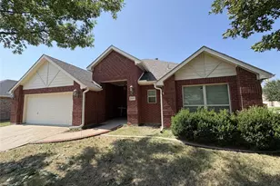 1628 Potomac Dr, Burleson, TX 76028 - Photo 3